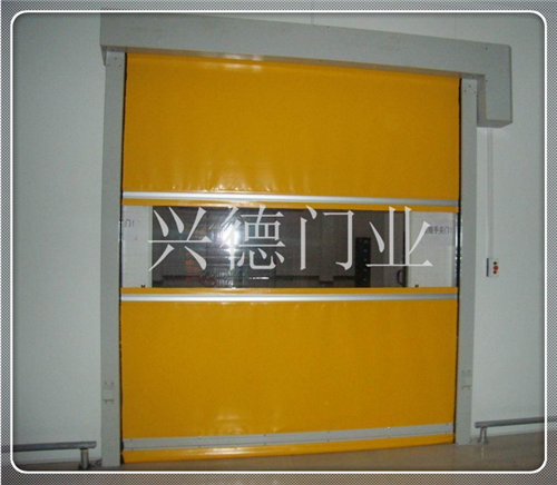 專(zhuān)業(yè)生產(chǎn)各種快速卷簾門(mén)、堆積式高速門(mén)